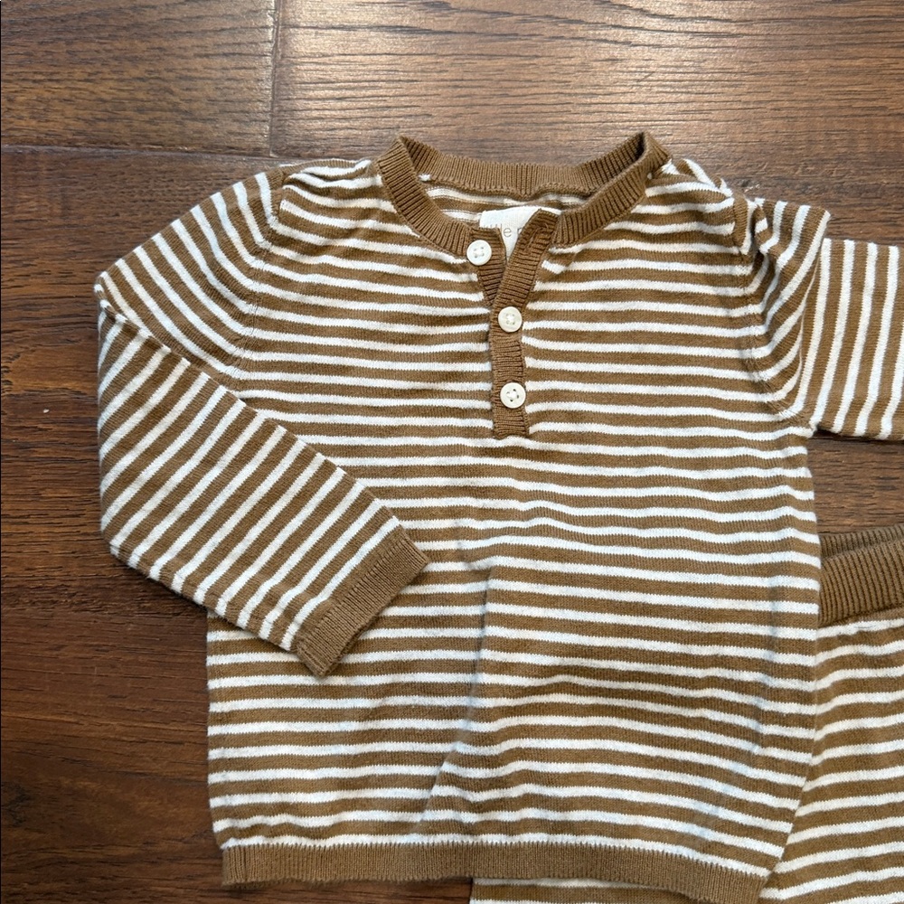 MATCHING SWEATER SET - Picture 2 of 4